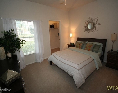 8585 Spicewood Springs Rd - Photo Thumbnail 8