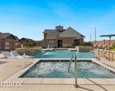 3420 S Dallas Pkwy - Photo Thumbnail 5