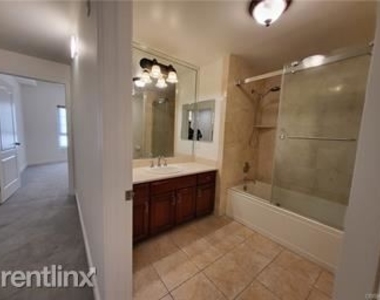 8555 Cashio St Apt 301 - Photo Thumbnail 7