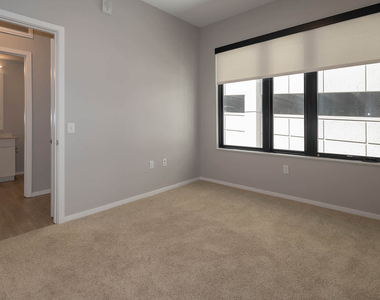 4109 E. 10th Ave - Photo Thumbnail 20