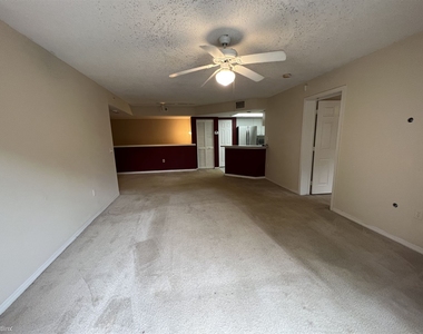 2119 Se 10th Ave Apt 906 - Photo Thumbnail 8