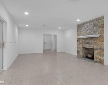 15285 Sw 84th Ave - Photo Thumbnail 3