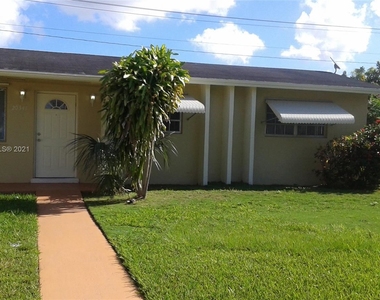 20341 Sw 117th Ave - Photo Thumbnail 0