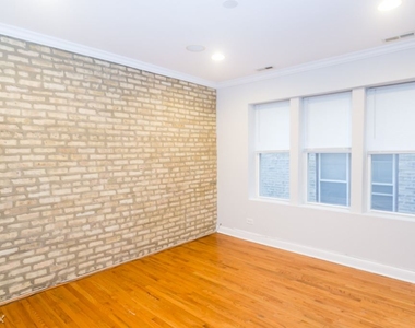 6508 N. Claremont, Unit 2w - Photo Thumbnail 6