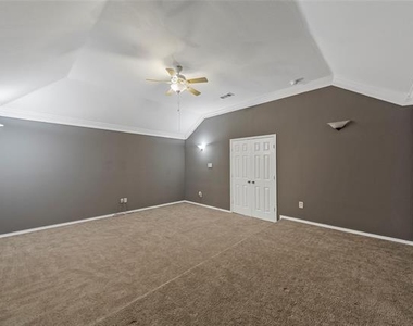 1179 Elk Mound Drive - Photo Thumbnail 19