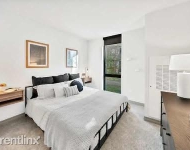 2155 N Elston Ave 5512752 - Photo Thumbnail 1