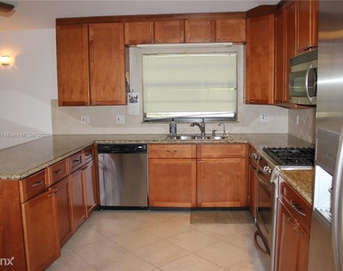 8500 Sw 180 St - Photo Thumbnail 12