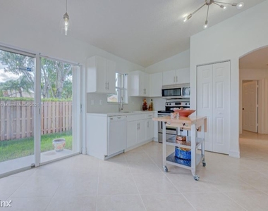 14133 Sw 154th Pl - Photo Thumbnail 23