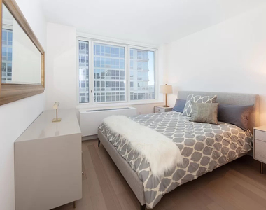 2 Ocean Drive, Brooklyn, NY 11224 - Photo Thumbnail 1