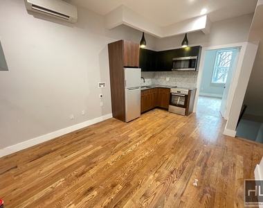 325 Putnam Avenue - Photo Thumbnail 8