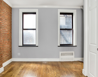 East 23rd Street and 3rd Avenue - Photo Thumbnail 2