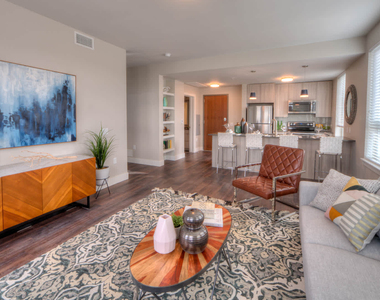985 Albion St. - Photo Thumbnail 7