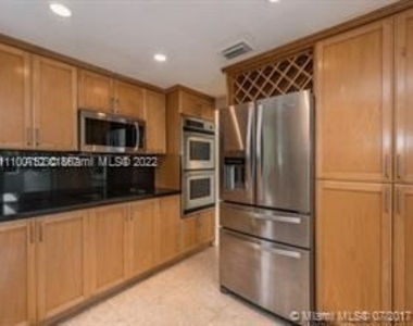 4000 Alhambra Cir - Photo Thumbnail 12