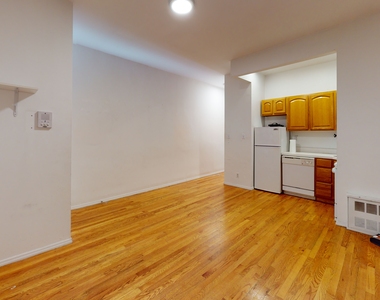 222 East 87th Street - Photo Thumbnail 1