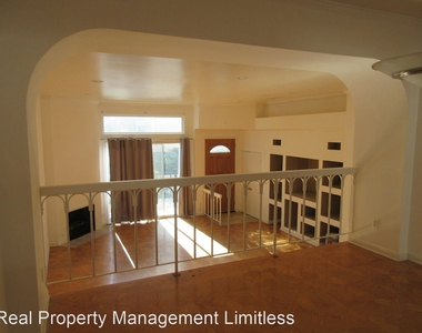 5401 Zelzah Avenue Unit 126 - Photo Thumbnail 7