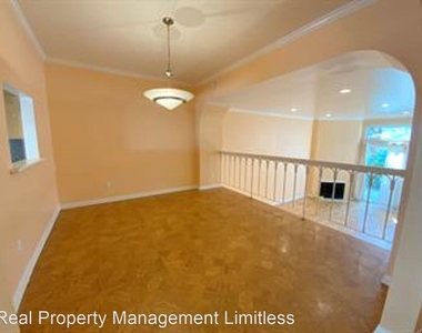 5401 Zelzah Avenue Unit 126 - Photo Thumbnail 6