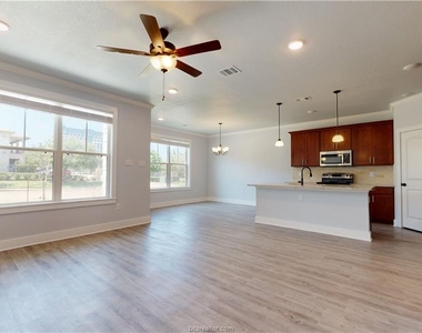 2130 Crescent Pointe Parkway - Photo Thumbnail 5