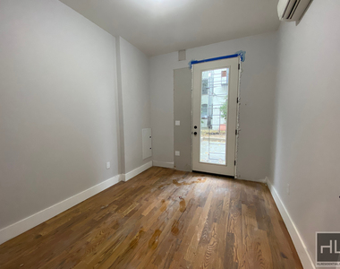 325 Putnam Avenue - Photo Thumbnail 9