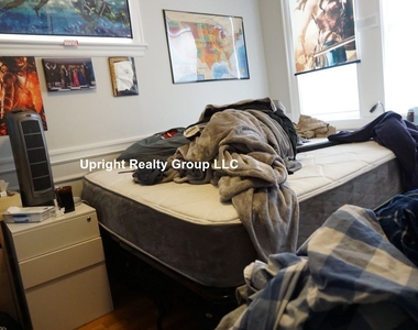 136 Arlington St - Photo Thumbnail 4