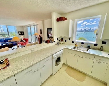 1500 Bay Rd Apt 338s - Photo Thumbnail 2