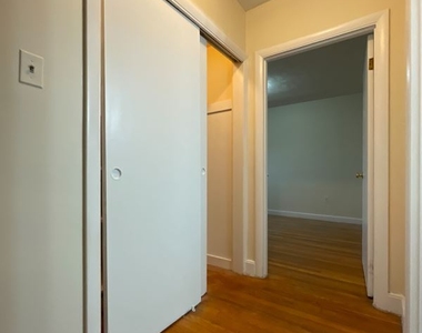 310 Tappan St 3 - Photo Thumbnail 5