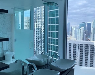 200 Biscayne Boulevard Way - Photo Thumbnail 22