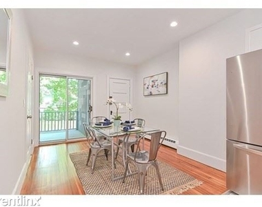 28 Inman St # 1 1 - Photo Thumbnail 2