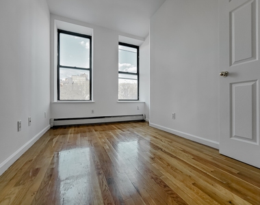 181 East Houston Street - Photo Thumbnail 6