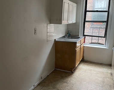 515 West 160th Street - Photo Thumbnail 4