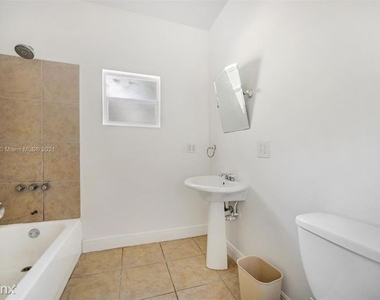 6430 Sw 63rd Ave #0 - Photo Thumbnail 13