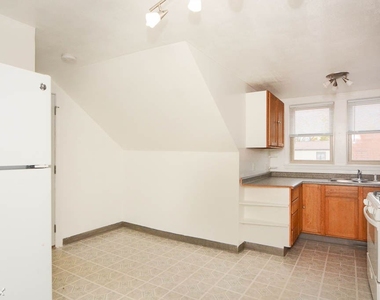 5922 W. Leland, Unit 2 - Photo Thumbnail 5