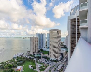 50 Biscayne Blvd - Photo Thumbnail 9