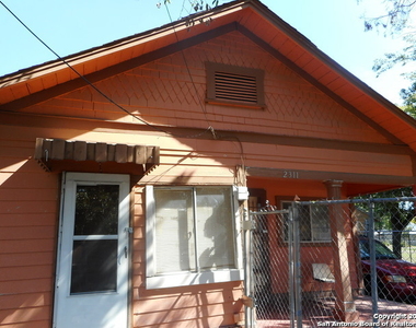 2311 El Paso St - Photo Thumbnail 0