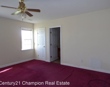 132 Airleigh Place - Photo Thumbnail 15