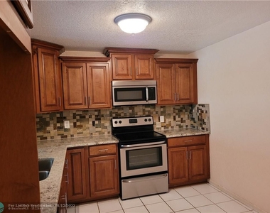 2027 Coral Ridge Dr - Photo Thumbnail 2