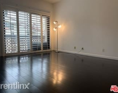 8180 Manitoba St Apt 336 - Photo Thumbnail 1