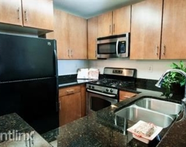 8300 Manitoba St Apt 313 - Photo Thumbnail 6