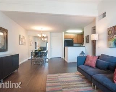 8300 Manitoba St Apt 313 - Photo Thumbnail 4