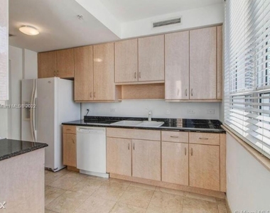 801 Brickell Key Blvd #3012 - Photo Thumbnail 10