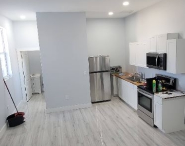 5433 Sw 19 Street 2 - Photo Thumbnail 2