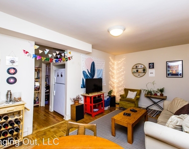 2339 W Mclean Ave, #3 - Photo Thumbnail 9