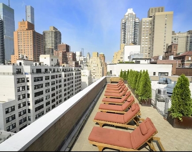 245 East 63rd Street - Photo Thumbnail 13