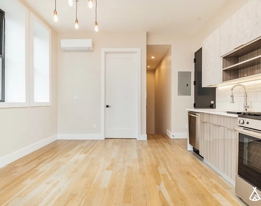 358 Irving Ave #1B - Photo Thumbnail 14