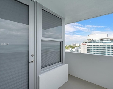 2899 Collins Ave - Photo Thumbnail 27