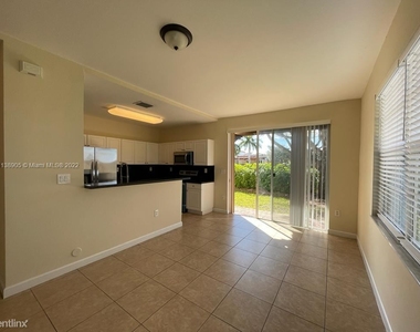 9323 Sw 227th St 7-5 - Photo Thumbnail 15