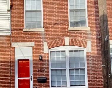 209 Daly St - Photo Thumbnail 1