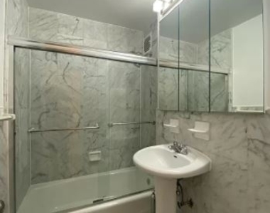 151 West 16th Street - Photo Thumbnail 3