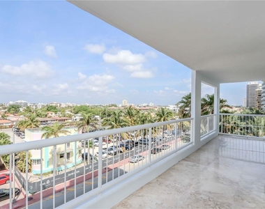 9341 Collins Ave Apt 408 - Photo Thumbnail 6