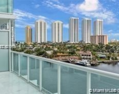 400 Sunny Isles Blvd Apt 903 - Photo Thumbnail 8