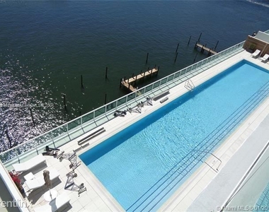 400 Sunny Isles Blvd Apt 903 - Photo Thumbnail 7